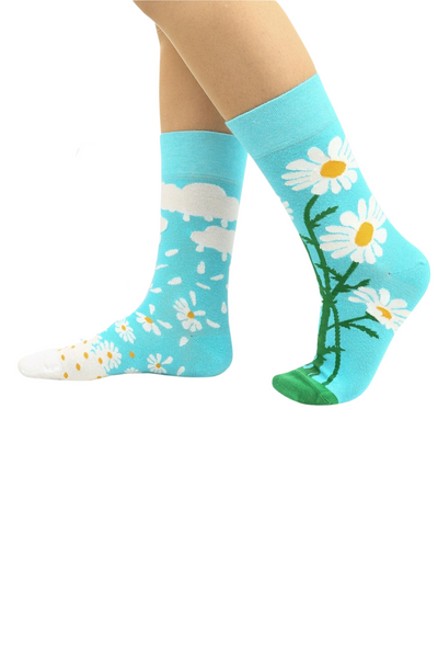 Daisy Mismatched Socks